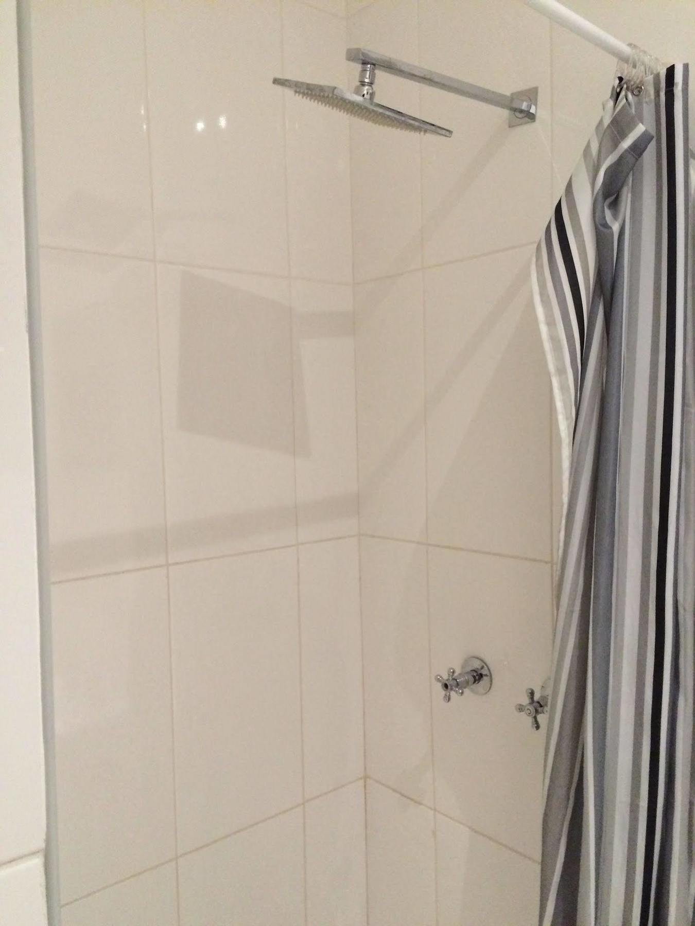 Acn International Regency Lodge Kempton Park Eksteriør bilde