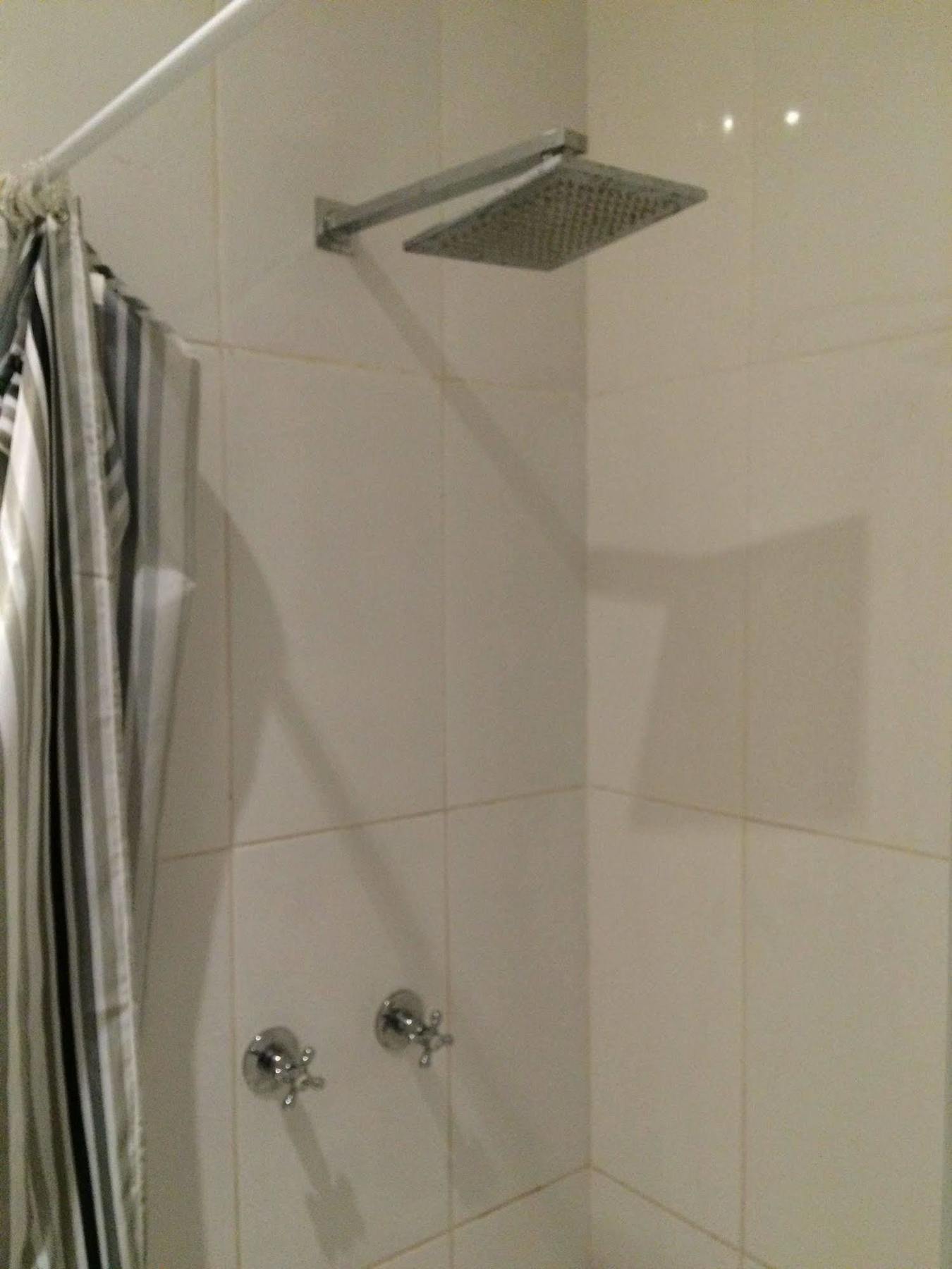 Acn International Regency Lodge Kempton Park Eksteriør bilde