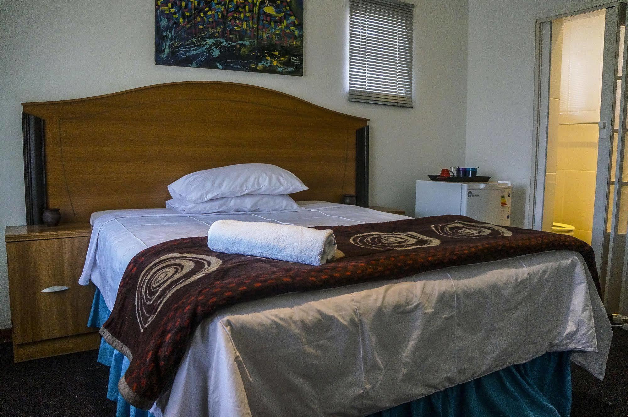 Acn International Regency Lodge Kempton Park Eksteriør bilde