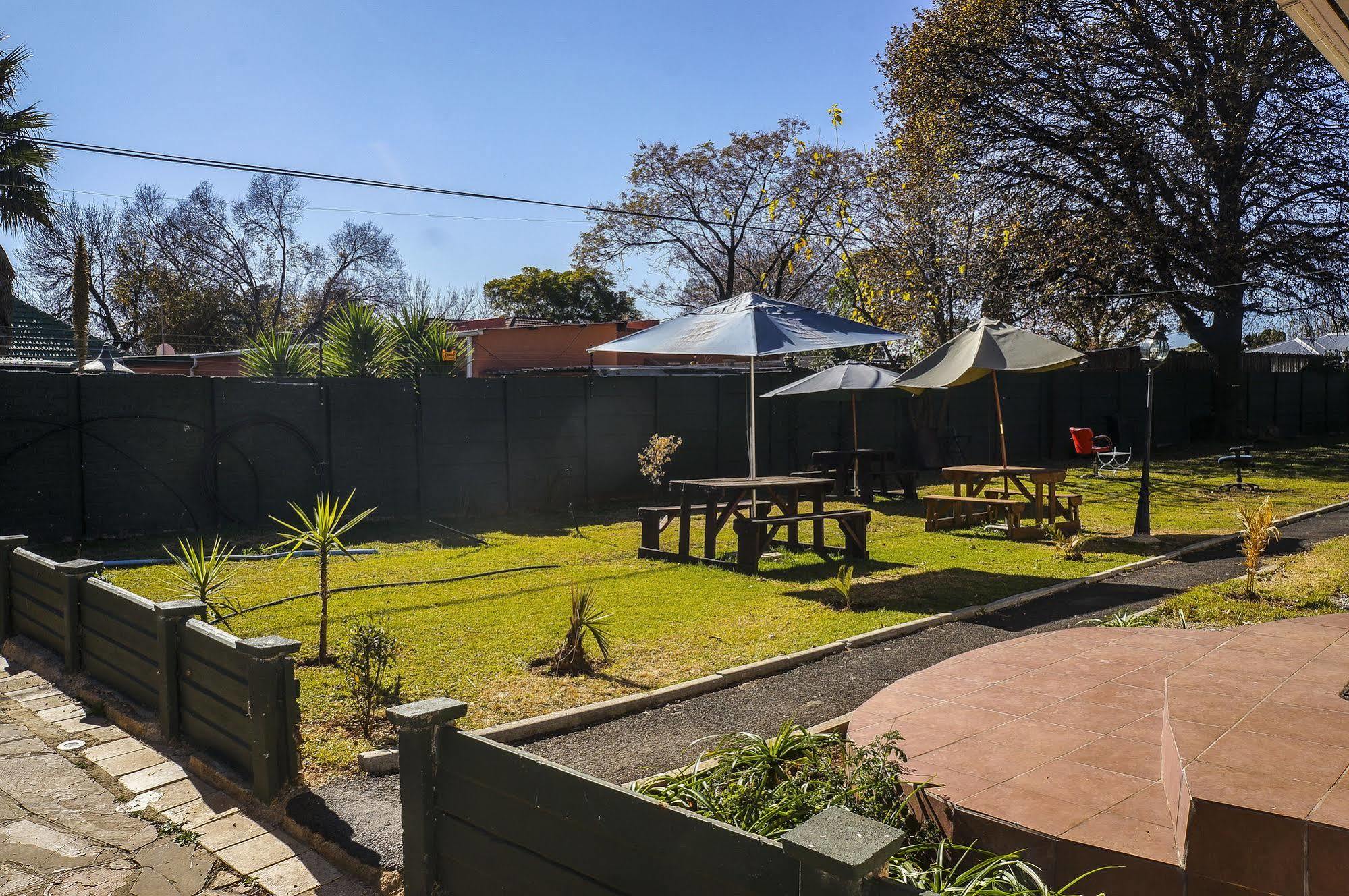 Acn International Regency Lodge Kempton Park Eksteriør bilde